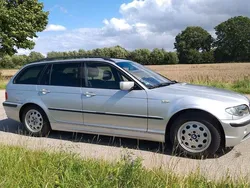 Silber Gebraucht 2003 BMW 318 Sport Line Kombi | 2.950 € (Teuer)