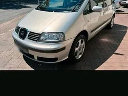 Silber Gebraucht 2003 Seat Alhambra Van / Kleinbus | 1.800 €