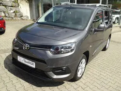 Basaltgrau Gebraucht 2021 Toyota Proace City Van | 25.490 € (Etwas zu teuer)