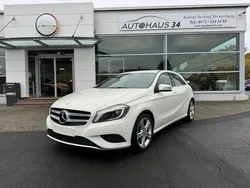 Weiß Gebraucht 2014 Mercedes A180 Urban Limousine | 13.450 € (Fairer Preis)