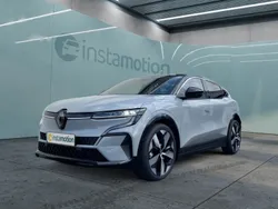 Grau Gebraucht 2024 Renault Mégane Techno Limousine | 38.640 € (Etwas zu teuer)