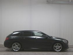 Kosmosschwarz metallic Gebraucht 2019 Mercedes CLA220 Shooting Brake AMG line Kombi | 16.780 € (Guter Preis)