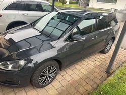 Braun Gebraucht 2016 VW Golf VII Allstar Kombi | 9.000 € (Guter Preis)