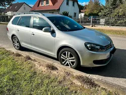 Silber Gebraucht 2010 VW Golf VI Comfortline Kombi | 3.700 € (Superpreis)