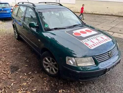 Grün Gebraucht 1998 VW Passat Comfortline Kombi | 490 € (Superpreis)