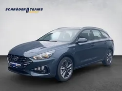 Blau Neu 2024 Hyundai i30 Trend Kombi | 30.490 € (Etwas zu teuer)