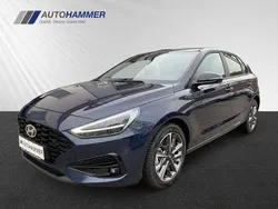 Sailing blue / min Gebraucht 2024 Hyundai i30 Advantage Limousine | 21.660 € (Fairer Preis)
