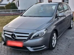 Mercedes B220