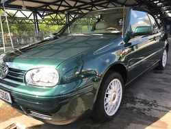 Grün Gebraucht 2002 VW Golf Cabriolet Highline Cabrio | 8.450 €