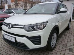 Weiß Gebraucht 2024 Ssangyong (KGM) Tivoli Crystal SUV | 18.990 €