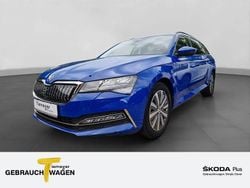 Blau Gebraucht 2021 Skoda Superb Ambition Kombi | 20.990 € (Guter Preis)