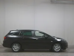Schwarz Gebraucht 2022 Opel Astra Edition Kombi | 9.980 € (Guter Preis)