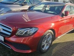 Hyazinth rot designo Gebraucht 2017 Mercedes E200 Avantgarde Kombi | 25.810 € (Fairer Preis)