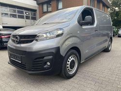 Quartz/artense grey Gebraucht 2021 Opel Vivaro-e Combi Edition Van | 23.980 € (Etwas zu teuer)