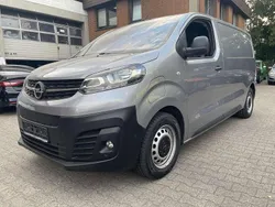 Quartz/artense grey Gebraucht 2021 Opel Vivaro-e Combi Edition Van | 19.980 € (Guter Preis)
