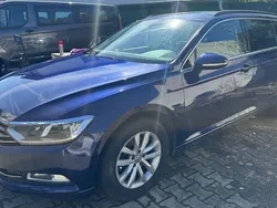 Blau Gebraucht 2017 VW Passat Comfortline Kombi | 15.000 € (Superpreis)