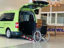 Grün Gebraucht 2012 VW Caddy Maxi Van / Kleinbus | 35.900 €