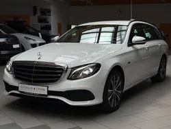 Weiß Gebraucht 2019 Mercedes E300 Kombi | 19.873 € (Fairer Preis)
