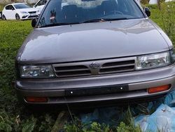 Beige Gebraucht 1991 Nissan Maxima Limousine | 9.000 €