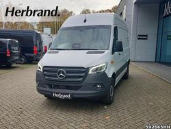 Weiss Gebraucht 2024 Mercedes Sprinter Van | 46.351 € (Etwas zu teuer)