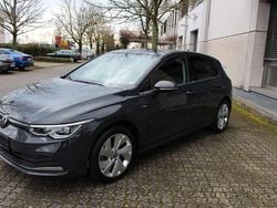 Uranograu Gebraucht 2021 VW Golf VIII Style Limousine | 19.900 € (Fairer Preis)