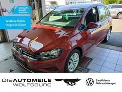 Rot Gebraucht 2020 VW Golf Sportsvan Comfortline Van / Kleinbus | 17.980 € (Fairer Preis)