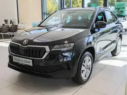 Blackmagic perleffekt Neu 2025 Skoda Karoq SUV | 36.790 € (Fairer Preis)