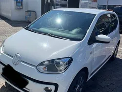 Weiß Gebraucht 2015 VW up! move up! Kleinwagen | 5.400 € (Fairer Preis)