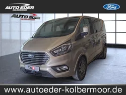 Silber Gebraucht 2023 Ford Tourneo Custom Titanium Van / Kleinbus | 45.880 € (Etwas zu teuer)