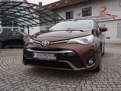 Gebraucht 2015 Toyota Avensis Business Edition Kombi | 14.660 € (Teuer)
