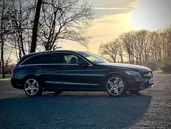 Schwarz Gebraucht 2019 Mercedes C220 Avantgarde Kombi | 22.900 € (Fairer Preis)