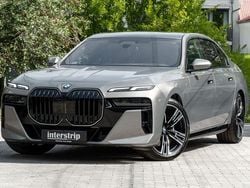 Grau Gebraucht 2025 BMW 740 M Sport Limousine | 103.490 € (Guter Preis)