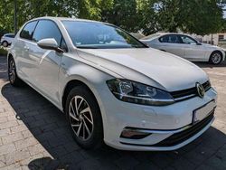 Weiß Gebraucht 2018 VW Golf VII Join Limousine | 15.999 € (Fairer Preis)