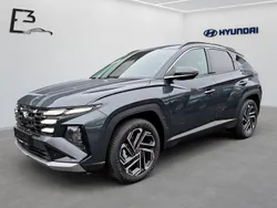 Cypress green / mic Gebraucht 2025 Hyundai Tucson Turbo SUV | 38.990 € (Etwas zu teuer)