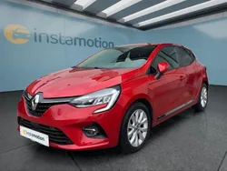 Rot Gebraucht 2021 Renault Clio V Kleinwagen | 15.399 € (Guter Preis)