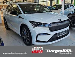 Weiss Gebraucht 2024 Skoda Enyaq iV SportLine SUV | 44.950 € (Guter Preis)