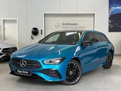 Lack hyperblau Gebraucht 2024 Mercedes CLA250e Shooting Brake AMG Kombi | 36.980 € (Fairer Preis)