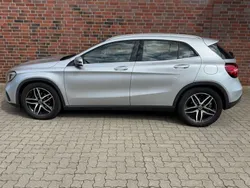 Silber Gebraucht 2019 Mercedes GLA180 Urban SUV | 22.990 € (Fairer Preis)