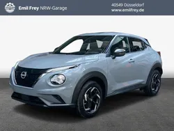 Grau Gebraucht 2024 Nissan Juke N-Connecta SUV | 25.450 € (Fairer Preis)