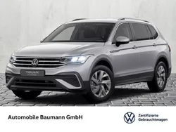 Pyritsilber metallic Gebraucht 2024 VW Tiguan Allspace Life SUV | 34.450 € (Superpreis)