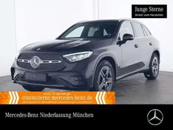 Schwarz Gebraucht 2024 Mercedes GLC200 AMG SUV | 55.990 € (Fairer Preis)