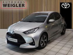 Silber Neu 2025 Toyota Yaris Hybrid Comfort Limousine | 25.490 € (Fairer Preis)
