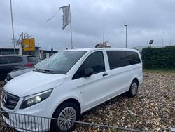 Weiß Gebraucht 2022 Mercedes Vito Edition Kombi | 36.999 € (Teuer)