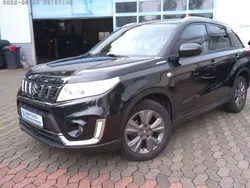 Schwarz Gebraucht 2019 Suzuki Vitara SUV | 20.489 € (Fairer Preis)
