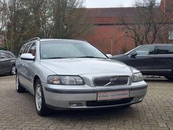 Silber Gebraucht 2002 Volvo V70 Comfort Kombi | 2.450 € (Superpreis)
