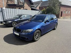 Blau Gebraucht 2009 BMW 325 Comfort Edition Kombi | 13.900 €