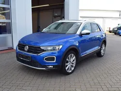Blau Gebraucht 2017 VW T-Roc Style SUV | 21.980 € (Etwas zu teuer)