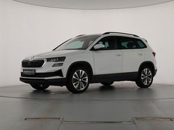 Moonweiss metallic Gebraucht 2022 Skoda Karoq Style SUV | 25.889 € (Fairer Preis)
