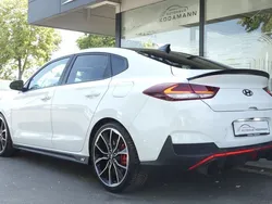 Weiß Gebraucht 2019 Hyundai i30 N Performance Limousine | 23.950 € (Fairer Preis)