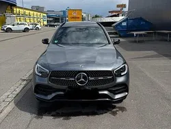 Grau Gebraucht 2021 Mercedes GLC300e SUV | 43.000 € (Teuer)